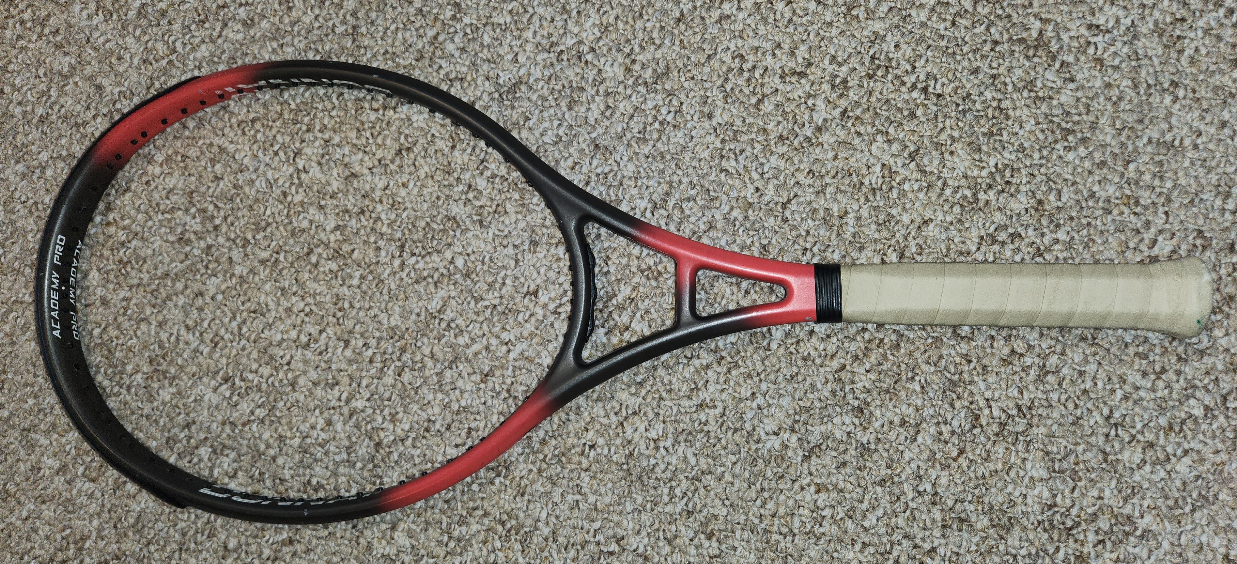 PRINCE EXTENDER LIGHTNING MP GRAPHITE 4 1/8 GRIP TENNIS RACKET