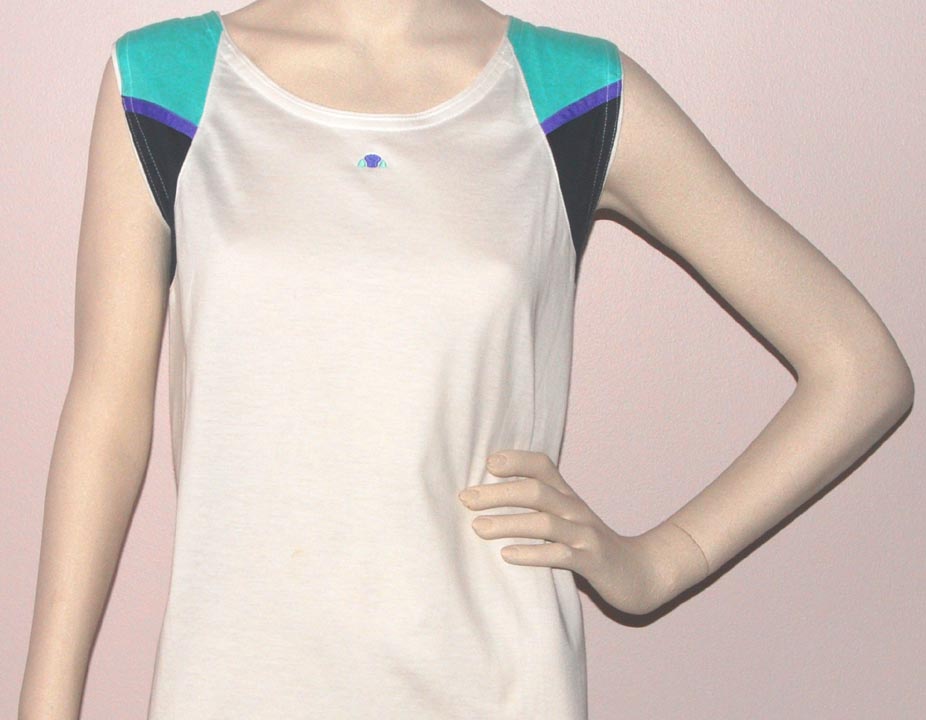 ELLESSE TOP