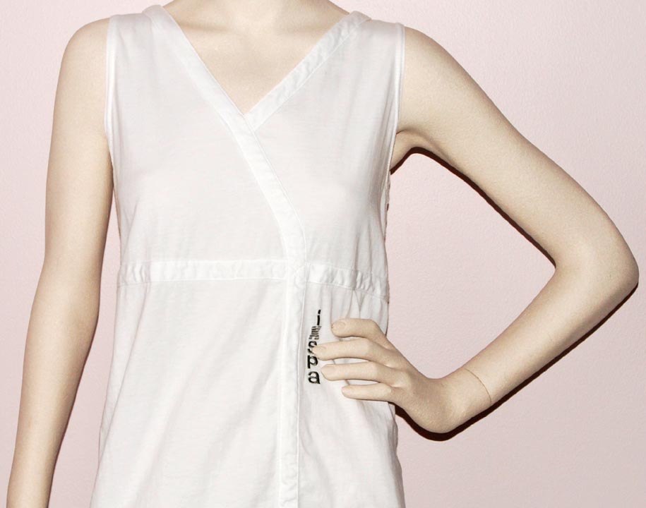 Ixspa Sleeveless V-NECK
