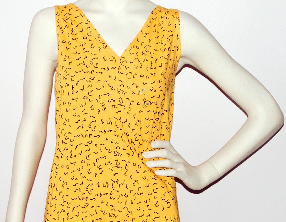 Jamie Sadock SLEEVELESS V-NECK