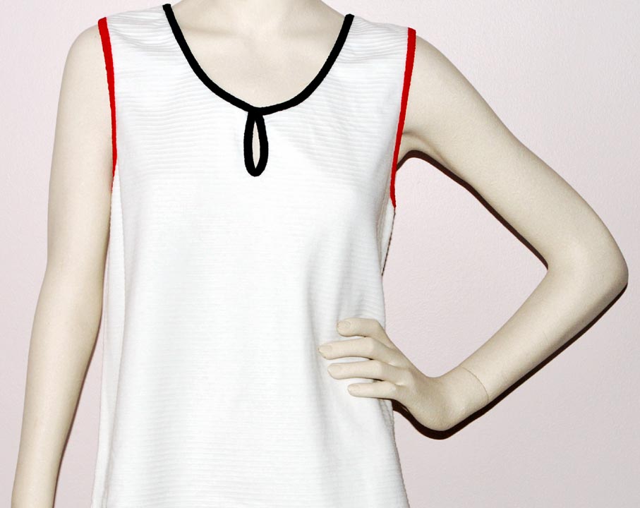 Leejay Keyhole Top