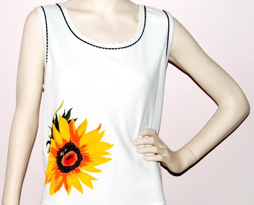 Natty Sleeveless Scoop Neck
