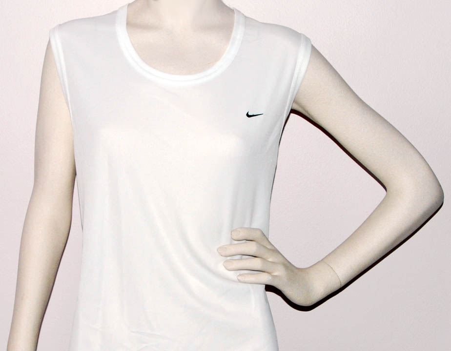 NIKE SLEEVELESS KNIT TEE